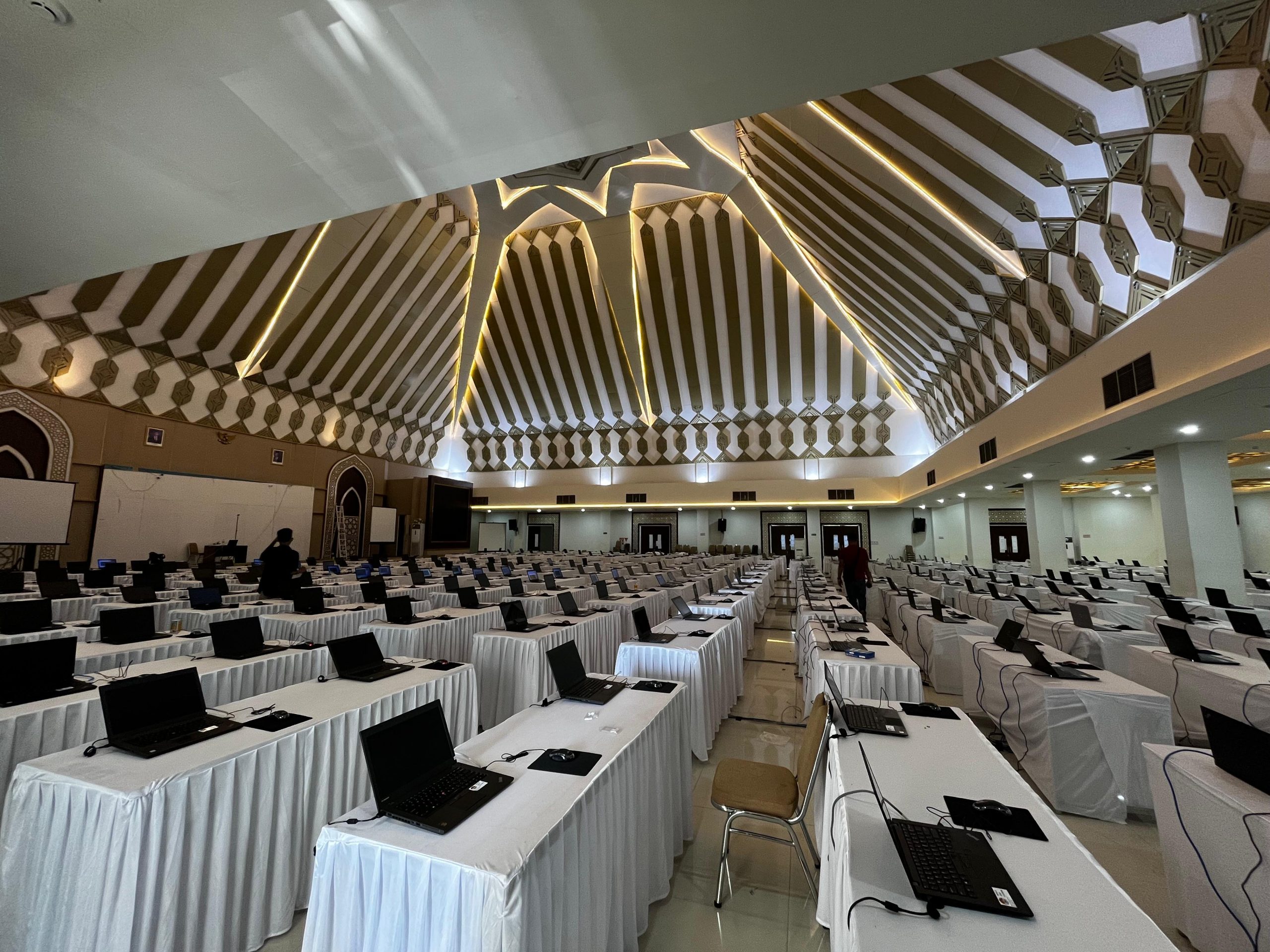 WhatsApp Image 2024-10-17 at 08.38.51